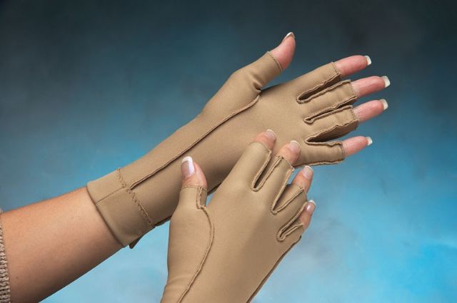 Totes Isotoner Compression Gloves, Open Finger and Full Finger Gloves 